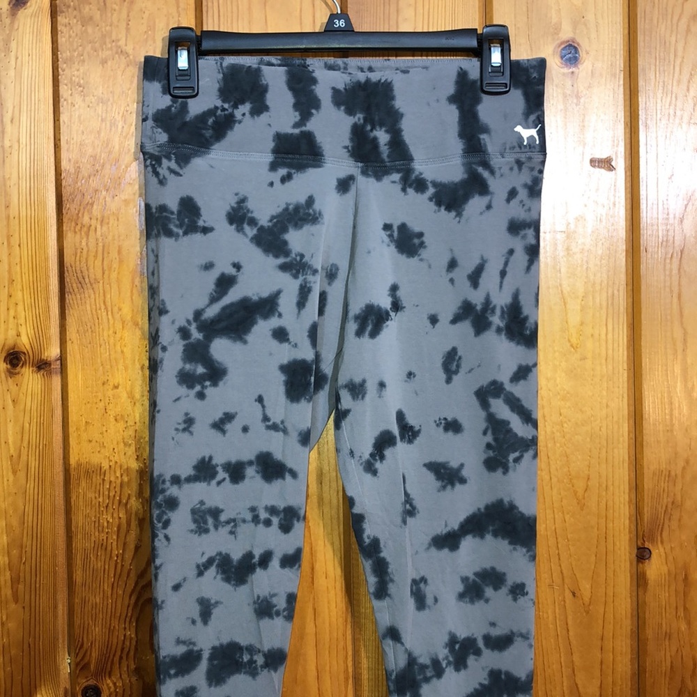 Pink Victoria’s Secret leggings tie dye small pants active wear comfy unique - Picture 5 of 7